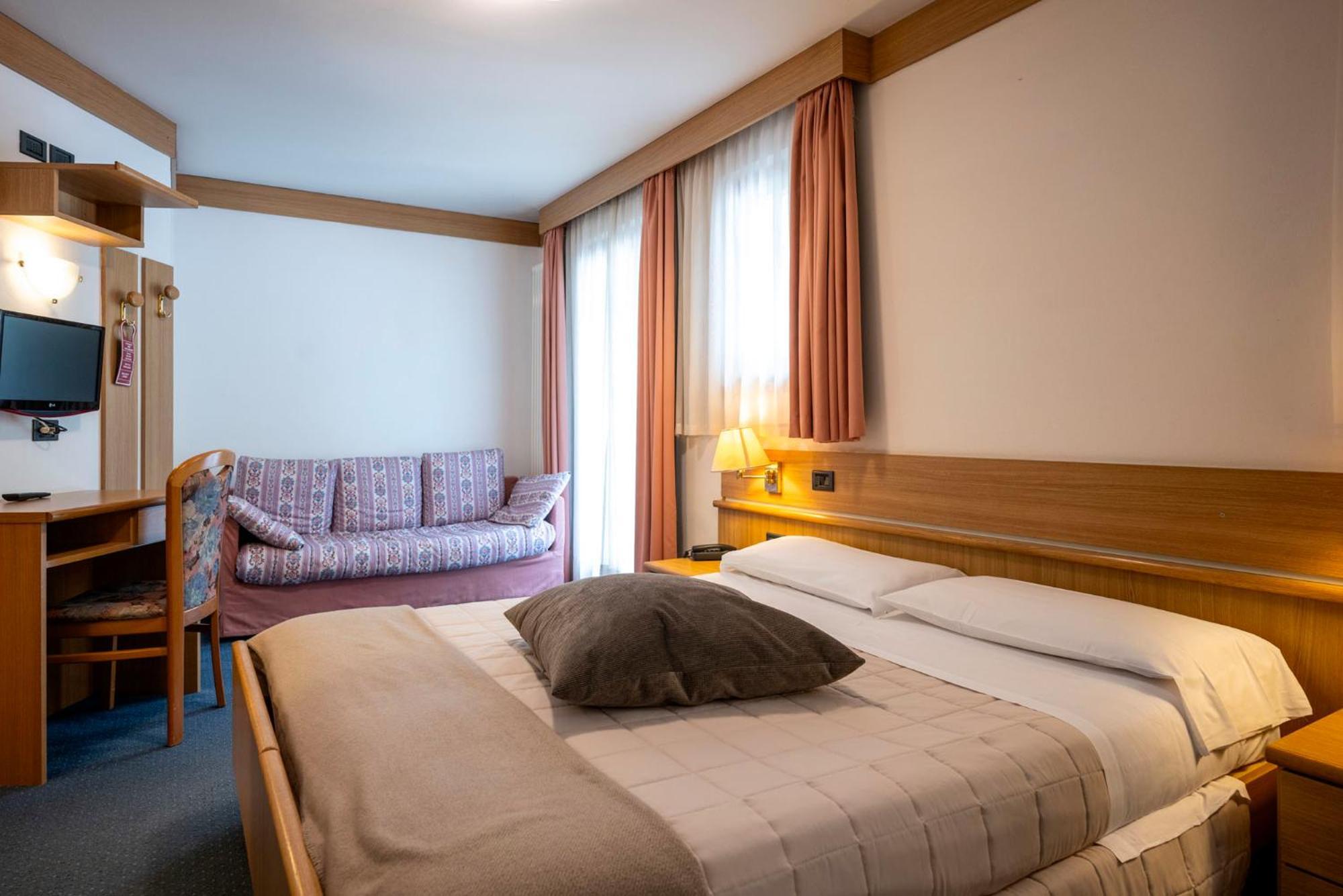 Hotel Al Polo Ziano Di Fiemme Exterior photo