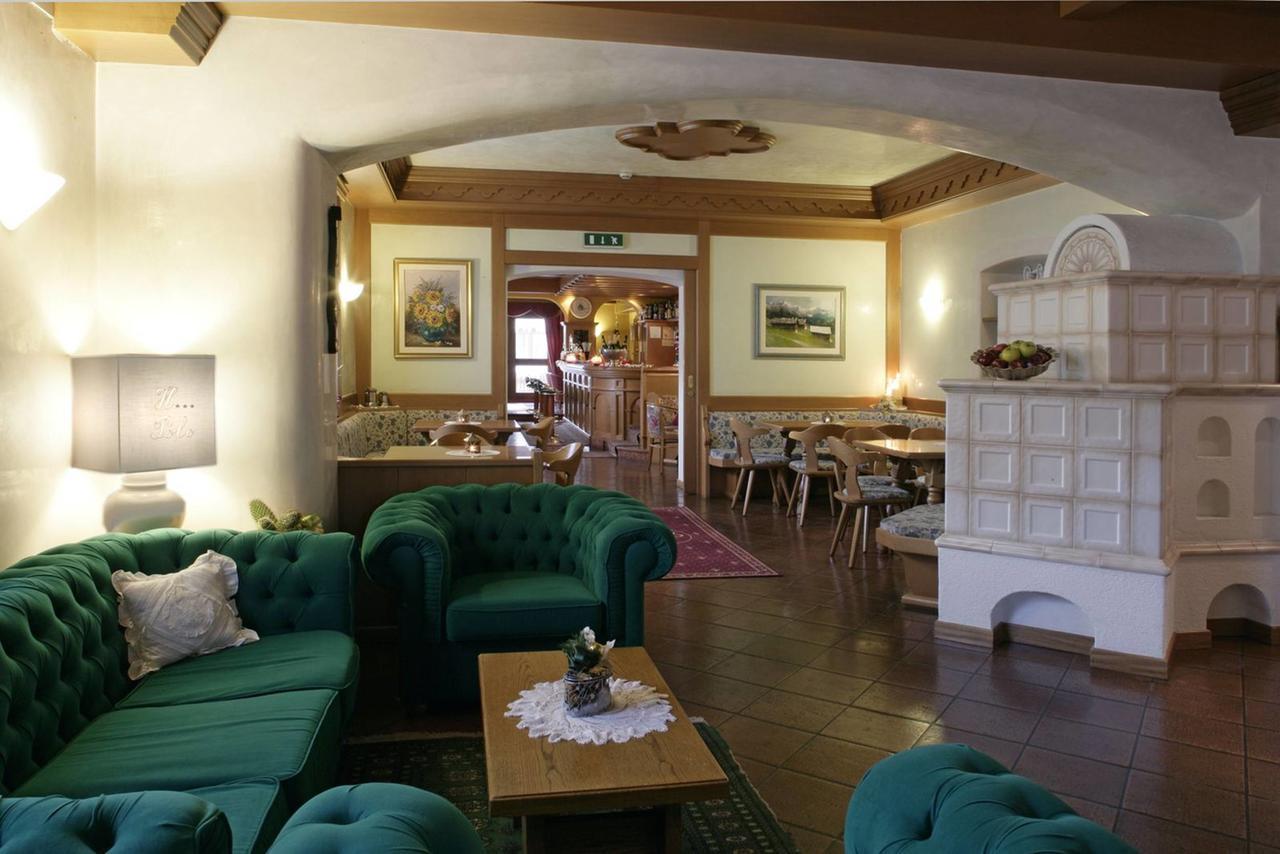 Hotel Al Polo Ziano Di Fiemme Exterior photo